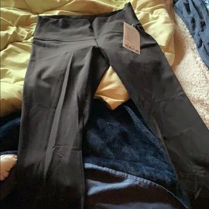 Wunder Under HR Tight 28”